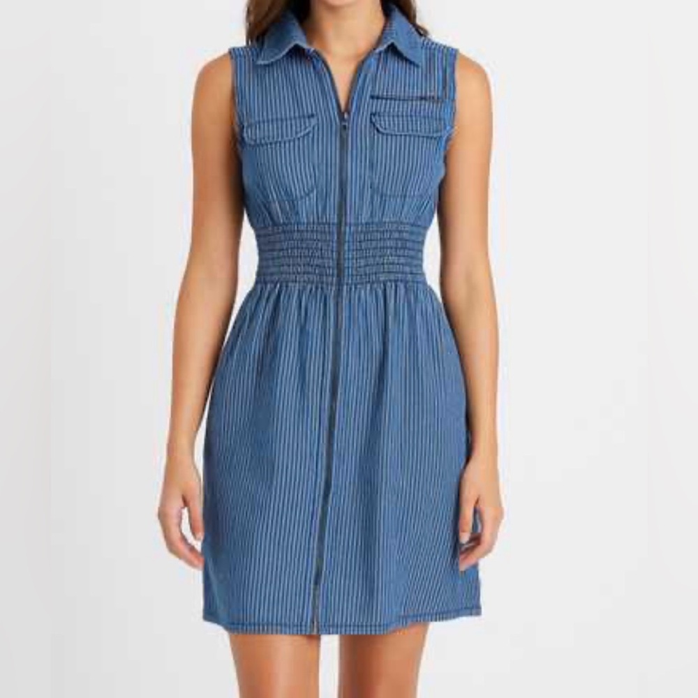 J. Gee Sleeveless Zip Front Shirt Dress Smocked Waist Blue/White Pin Stripe S